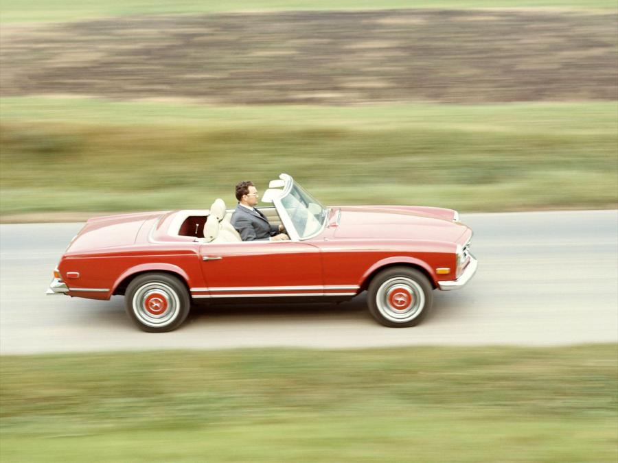  Mercedes-Benz 280 SL 1967 года  (US) (фото 15 из 25)